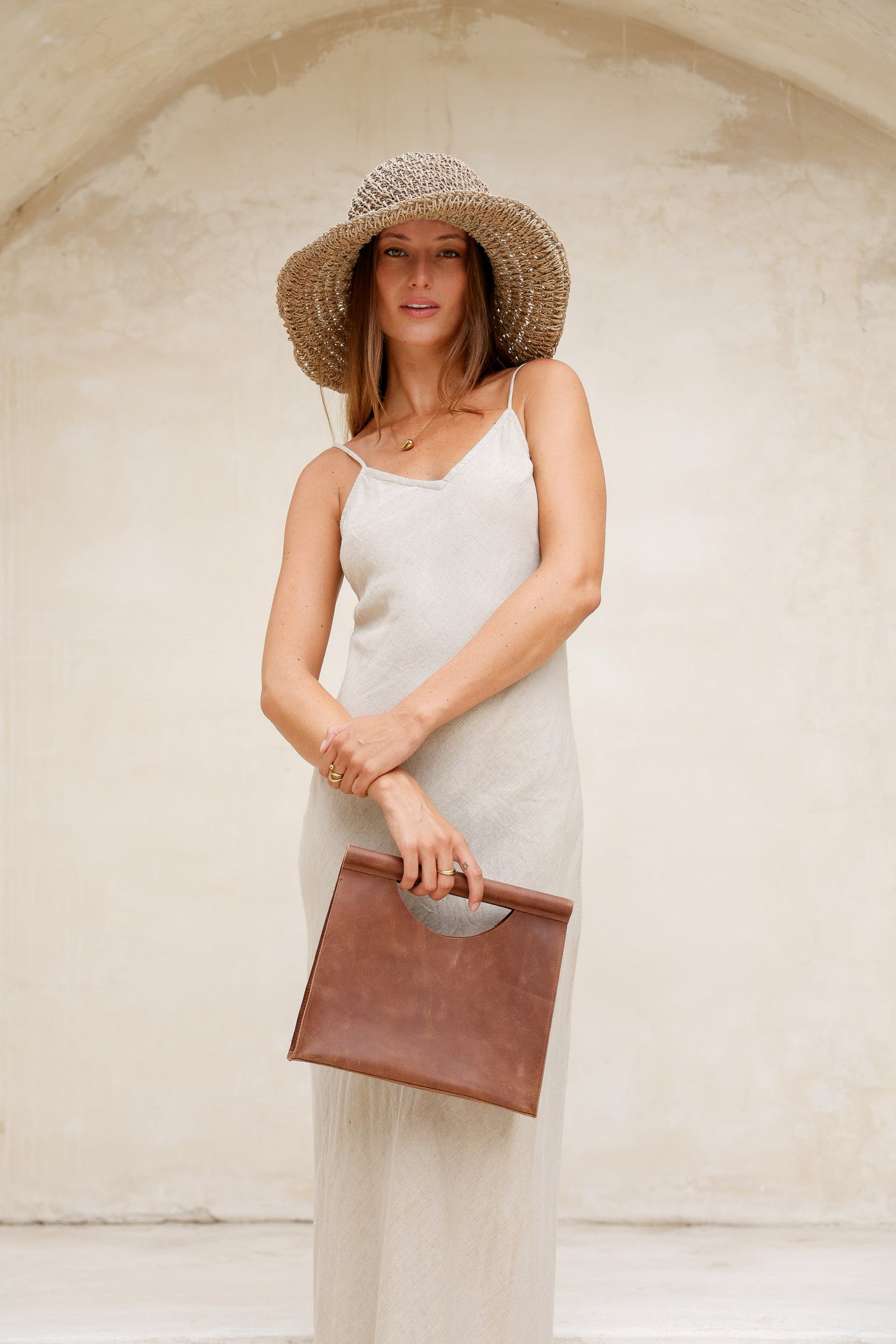 Minimalist Leather Clutch with Wooden Handle – Soleh | Handmade Cowhide Bag | Black or Brown