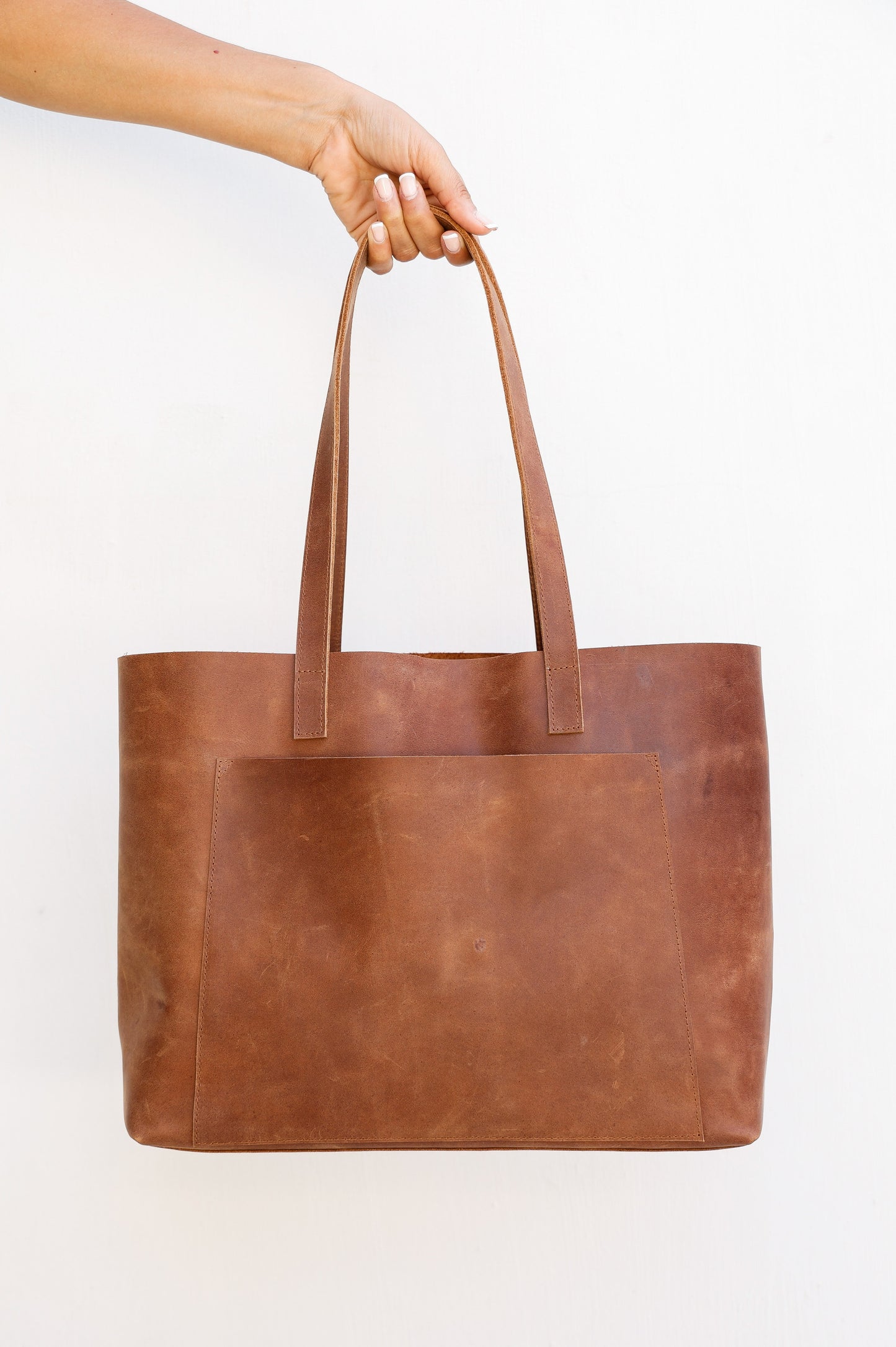 Handmade Leather Tote Bag – Large Cowhide Shoulder Bag with Pocket