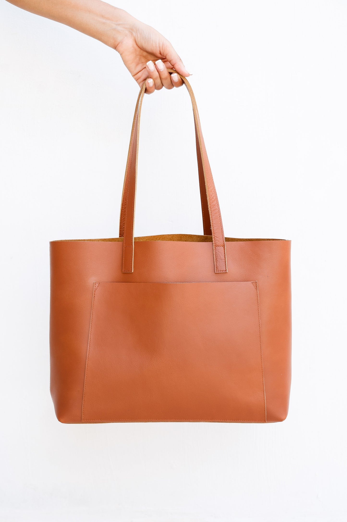 Handmade Leather Tote Bag – Large Cowhide Shoulder Bag with Pocket