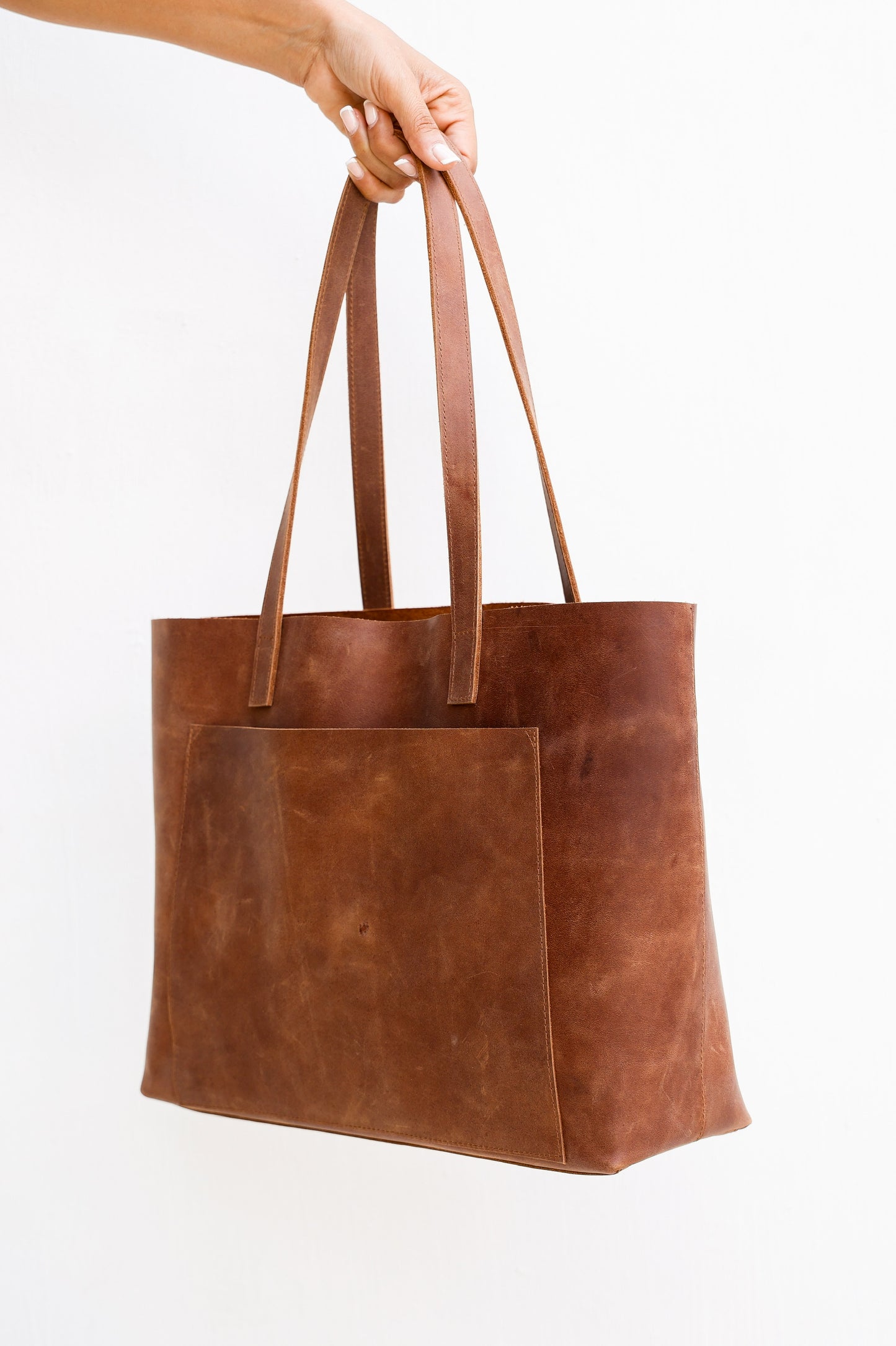 Handmade Leather Tote Bag – Large Cowhide Shoulder Bag with Pocket