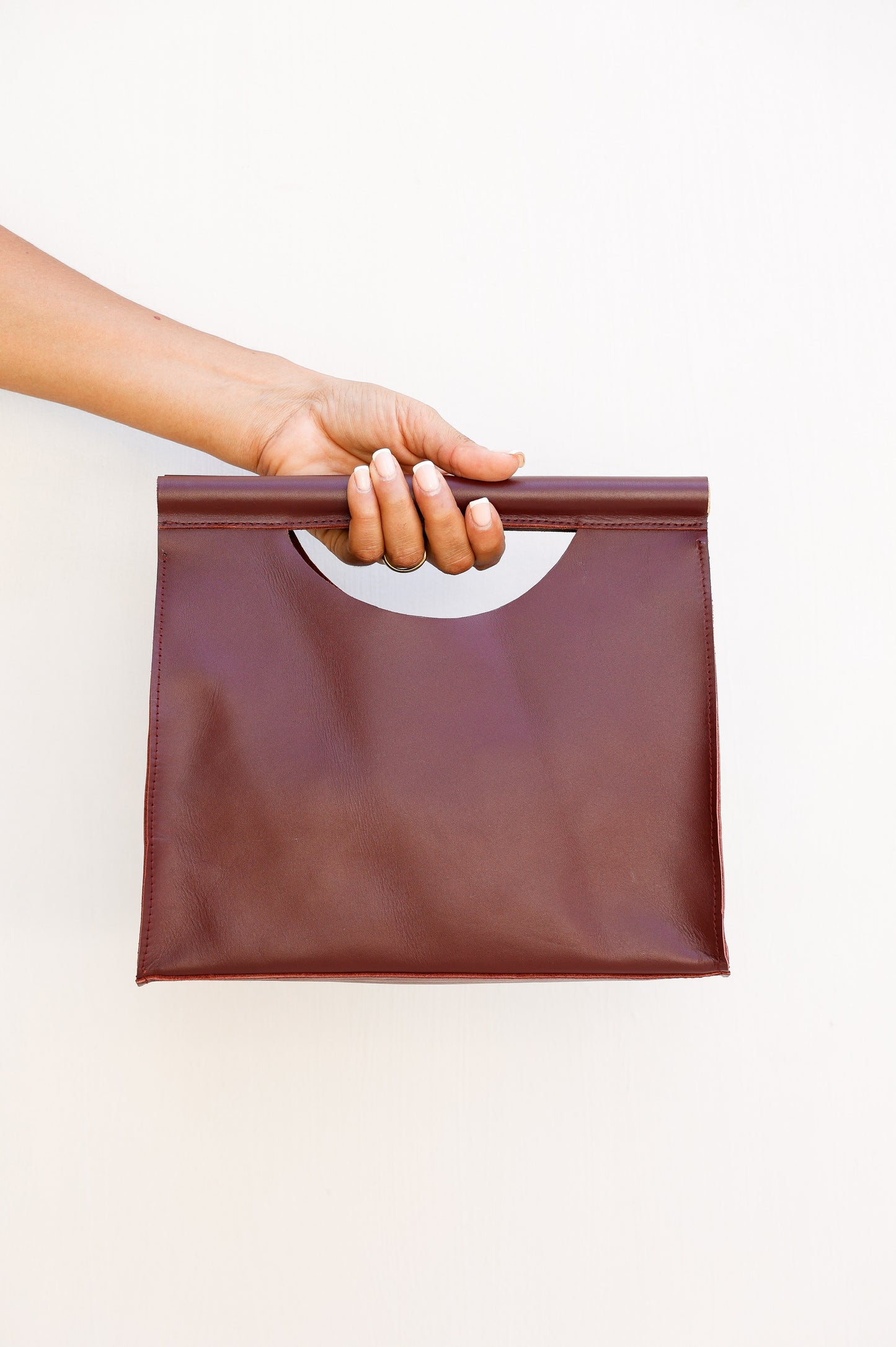 Minimalist Leather Clutch with Wooden Handle – Soleh | Handmade Cowhide Bag | Black or Brown